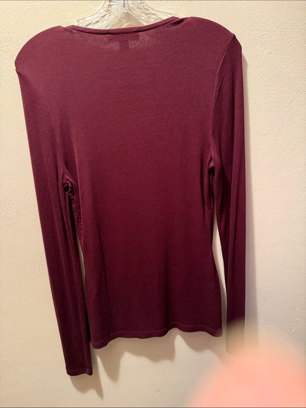 INC International Concepts Long Sleeve Scoop Neck Top in Wine - Picture 3 of 9
